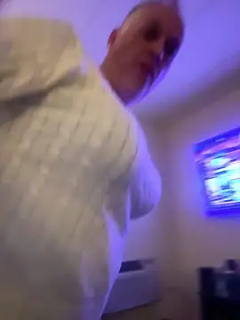 Tammyhoney1970 online show from 10-17-25, 02:37