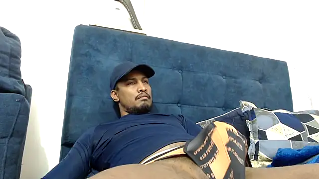 ElCaballeroNegro24 online show from 04-05-26, 07:22