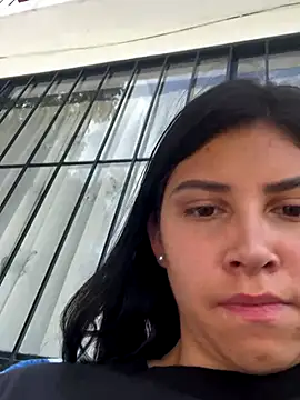 Snapshot of katy_lenah chatting on 09-17-25, 02:19 katy lenah online show from 09-17-25, 02:19