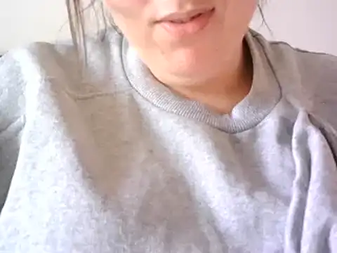 Snapshot of MISTRESSSONIA chatting on 01-24-25, 01:25 MISTRESSSONIA online show from 01-24-25, 01:25