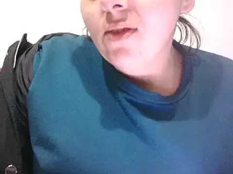 Snapshot of MISTRESSSONIA chatting on 01-31-25, 05:10 MISTRESSSONIA online show from 01-31-25, 05:10