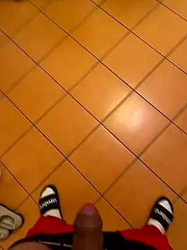 Snapshot of andrey1887 chatting on 09-23-25, 09:18 andrey1887 online show from 09-23-25, 09:18