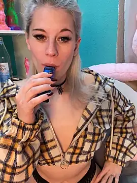 TheRealJessyLey online show from 11-13-25, 07:40