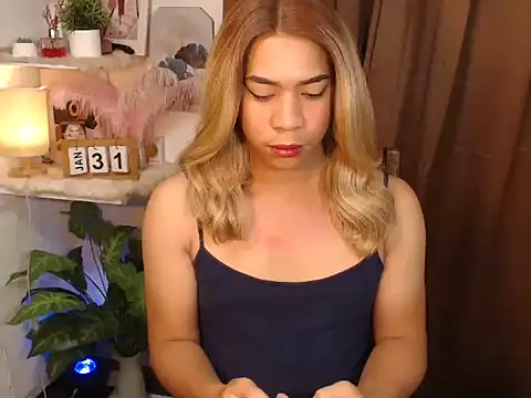 Snapshot of Ursexy_ngaw chatting on 02-02-26, 09:13 Ursexy ngaw online show from 02-02-26, 09:13