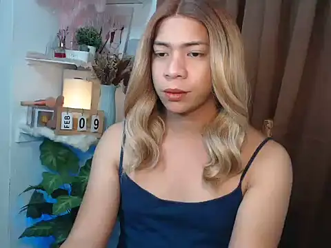 Snapshot of Ursexy_ngaw chatting on 02-17-26, 06:58 Ursexy ngaw online show from 02-17-26, 06:58