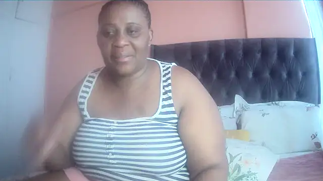 HUGEASSXXXXX online show from 02-25-26, 05:28