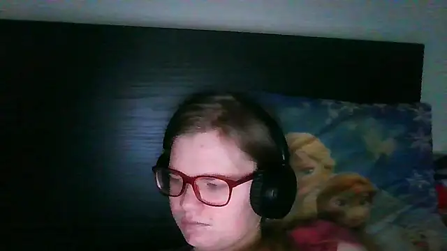 Moonolighta online show from 11-08-25, 01:22