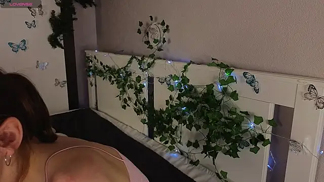 BlushinBloom online show from 03-29-26, 06:35