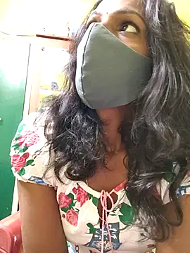 Honey rosetamil online show from 12-19-25, 08:21