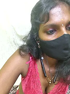 Snapshot of Honey_rosetamil chatting on 04-18-26, 07:07 Honey rosetamil online show from 04-18-26, 07:07