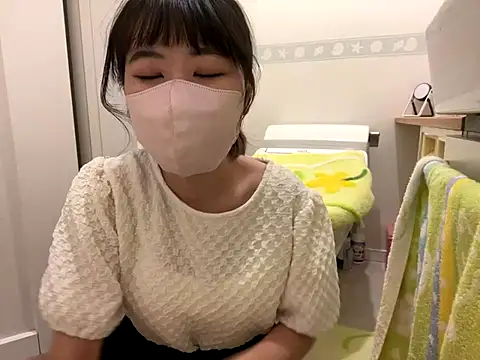 sora 033 online show from 10-28-25, 03:14