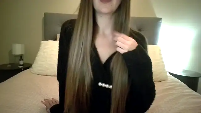 Snapshot of TaylorWest62 chatting on 10-31-25, 03:35 TaylorWest62 online show from 10-31-25, 03:35