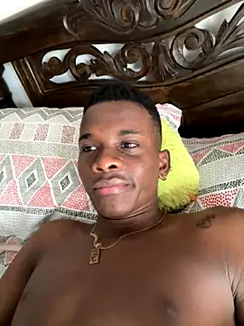 Brycce santos online show from 09-29-25, 04:01