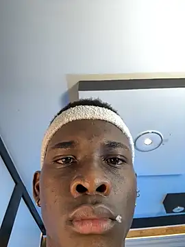 Brycce santos online show from 10-25-25, 04:13