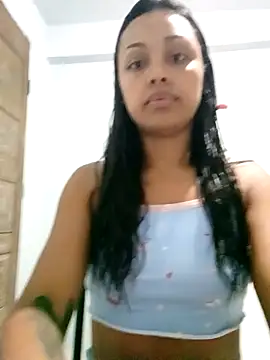 Snapshot of indiazinhabella27 chatting on 10-26-25, 10:04 indiazinhabella27 online show from 10-26-25, 10:04