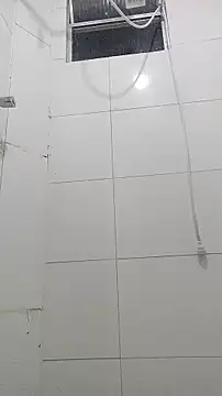 Snapshot of indiazinhabella27 chatting on 12-18-25, 11:11 indiazinhabella27 online show from 12-18-25, 11:11