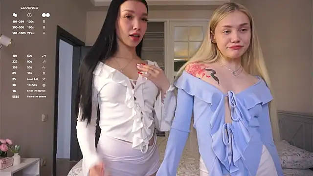 Snapshot of LilianBenskin chatting on 04-22-26, 04:26 LilianBenskin online show from 04-22-26, 04:26