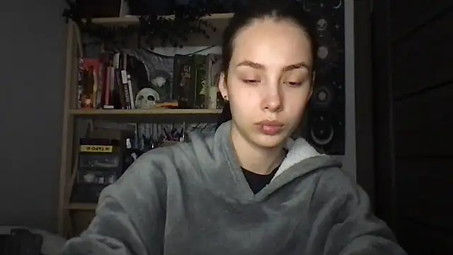 Yuna5343 online show from 02-12-26, 08:48