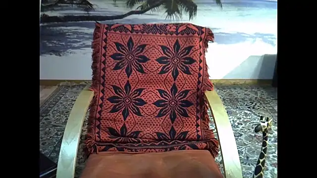 Snapshot of BehindBlueEyesss chatting on 10-11-25, 07:12 BehindBlueEyesss online show from 10-11-25, 07:12