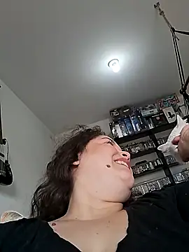 Snapshot of valkiriabbw chatting on 09-19-25, 11:44 valkiriabbw online show from 09-19-25, 11:44