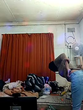 Juicy Candy-Reloaded online show from 11-15-25, 05:20