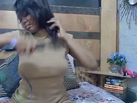 Juicy Candy-Reloaded online show from 12-15-25, 08:24