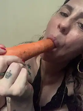 Snapshot of Lhcruz chatting on 04-04-26, 07:00 Lhcruz online show from 04-04-26, 07:00