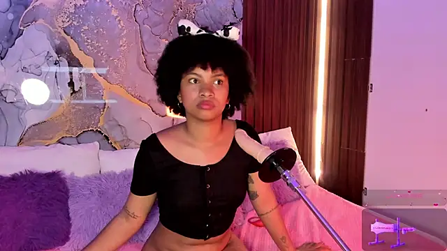 Lolalewis777 online show from 10-30-25, 02:35