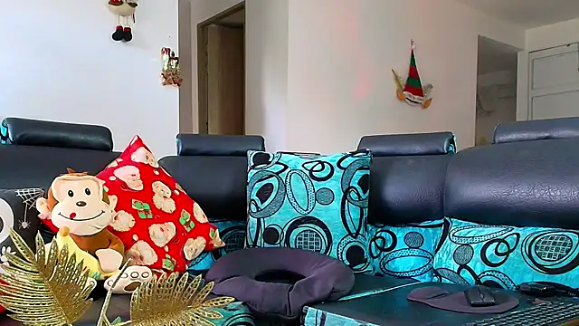 Snapshot of DaveSoldier chatting on 12-21-25, 10:06 DaveSoldier online show from 12-21-25, 10:06