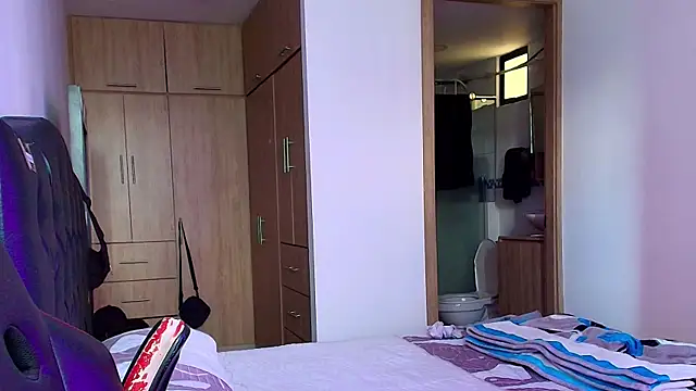 Snapshot of DaveSoldier chatting on 02-19-26, 04:36 DaveSoldier online show from 02-19-26, 04:36