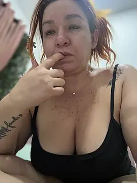 Bigass curvy online show from 10-31-25, 02:45