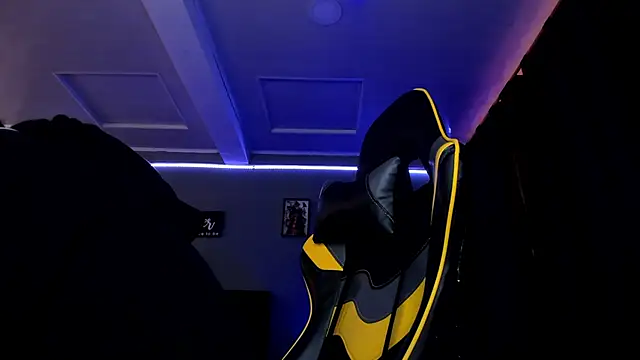 alexgiraldo   online show from 09-11-25, 12:05