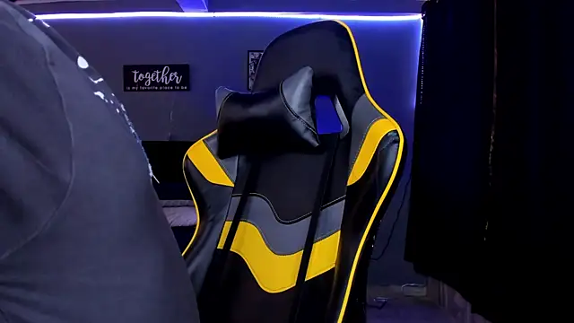 alexgiraldo   online show from 09-17-25, 11:56