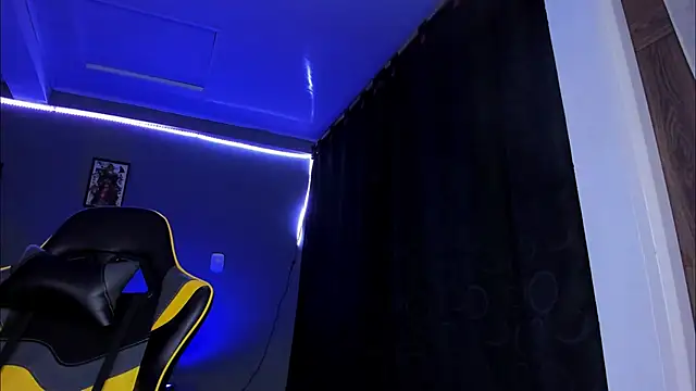 alexgiraldo   online show from 11-07-25, 12:10