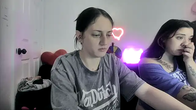 Snapshot of torithequeen chatting on 02-12-26, 03:07 torithequeen online show from 02-12-26, 03:07