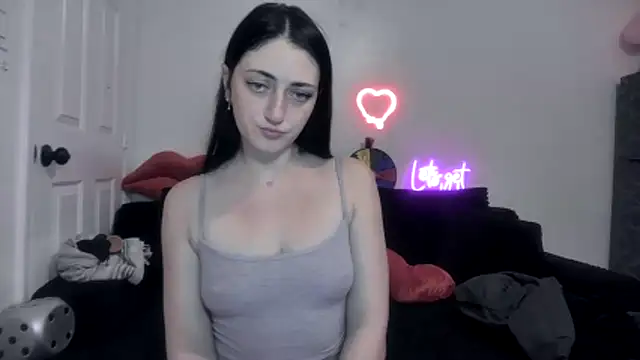 Snapshot of torithequeen chatting on 02-21-26, 02:40 torithequeen online show from 02-21-26, 02:40