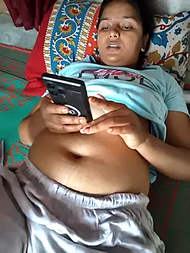 Snapshot of heena3355 chatting on 10-28-25, 08:29 heena3355 online show from 10-28-25, 08:29