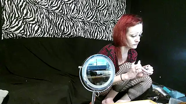 Splash Queen420 online show from 11-19-25, 07:08