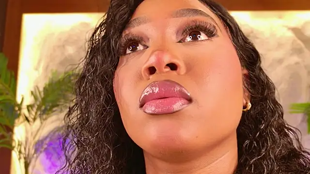 alisonn moon online show from 02-11-26, 08:14