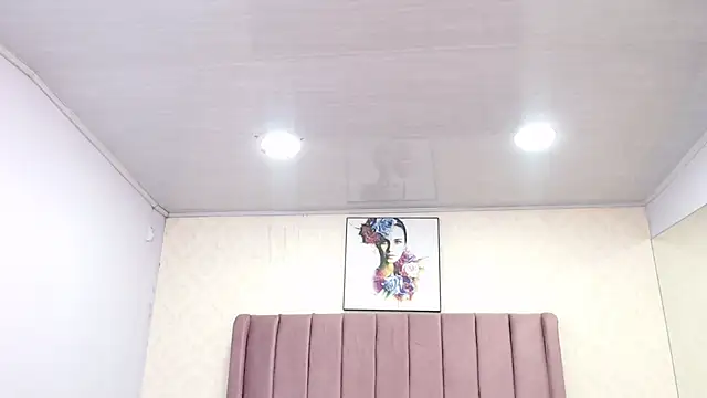 AriannaAdames online show from 04-18-26, 12:20