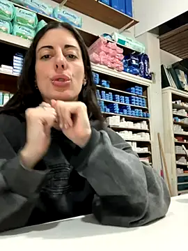 Snapshot of ferchule7 chatting on 11-06-25, 04:30 ferchule7 online show from 11-06-25, 04:30