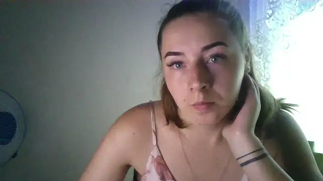 Snapshot of Kitten36 chatting on 09-10-25, 02:39 Kitten36 online show from 09-10-25, 02:39