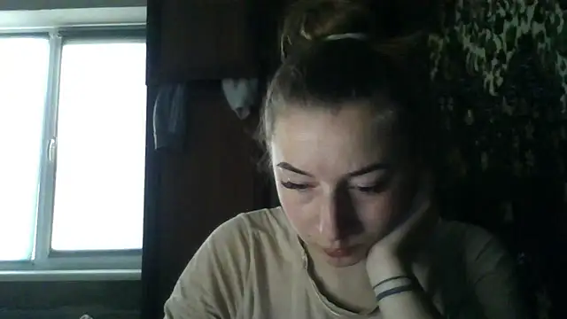 Snapshot of Kitten36 chatting on 09-23-25, 02:53 Kitten36 online show from 09-23-25, 02:53