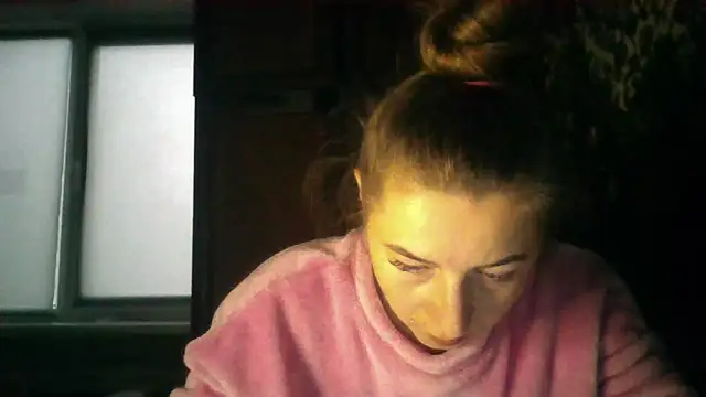 Snapshot of Kitten36 chatting on 10-06-25, 02:58 Kitten36 online show from 10-06-25, 02:58