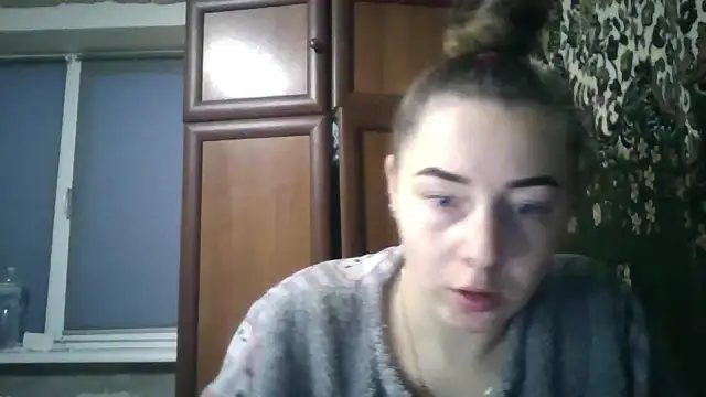 Snapshot of Kitten36 chatting on 10-18-25, 03:13 Kitten36 online show from 10-18-25, 03:13