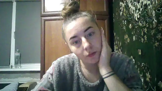 Snapshot of Kitten36 chatting on 10-19-25, 03:56 Kitten36 online show from 10-19-25, 03:56