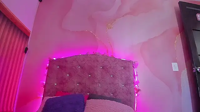 Mila grace  online show from 02-25-26, 06:39