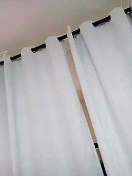 kim7  online show from 09-08-25, 04:50