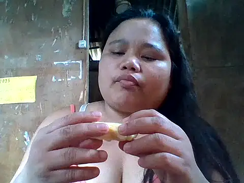 Snapshot of tender_amy chatting on 09-10-25, 12:43 tender amy online show from 09-10-25, 12:43