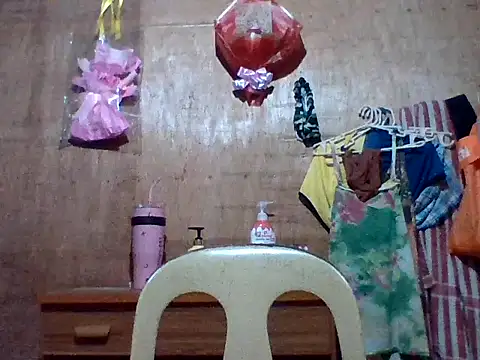 Snapshot of tender_amy chatting on 10-21-25, 12:06 tender amy online show from 10-21-25, 12:06